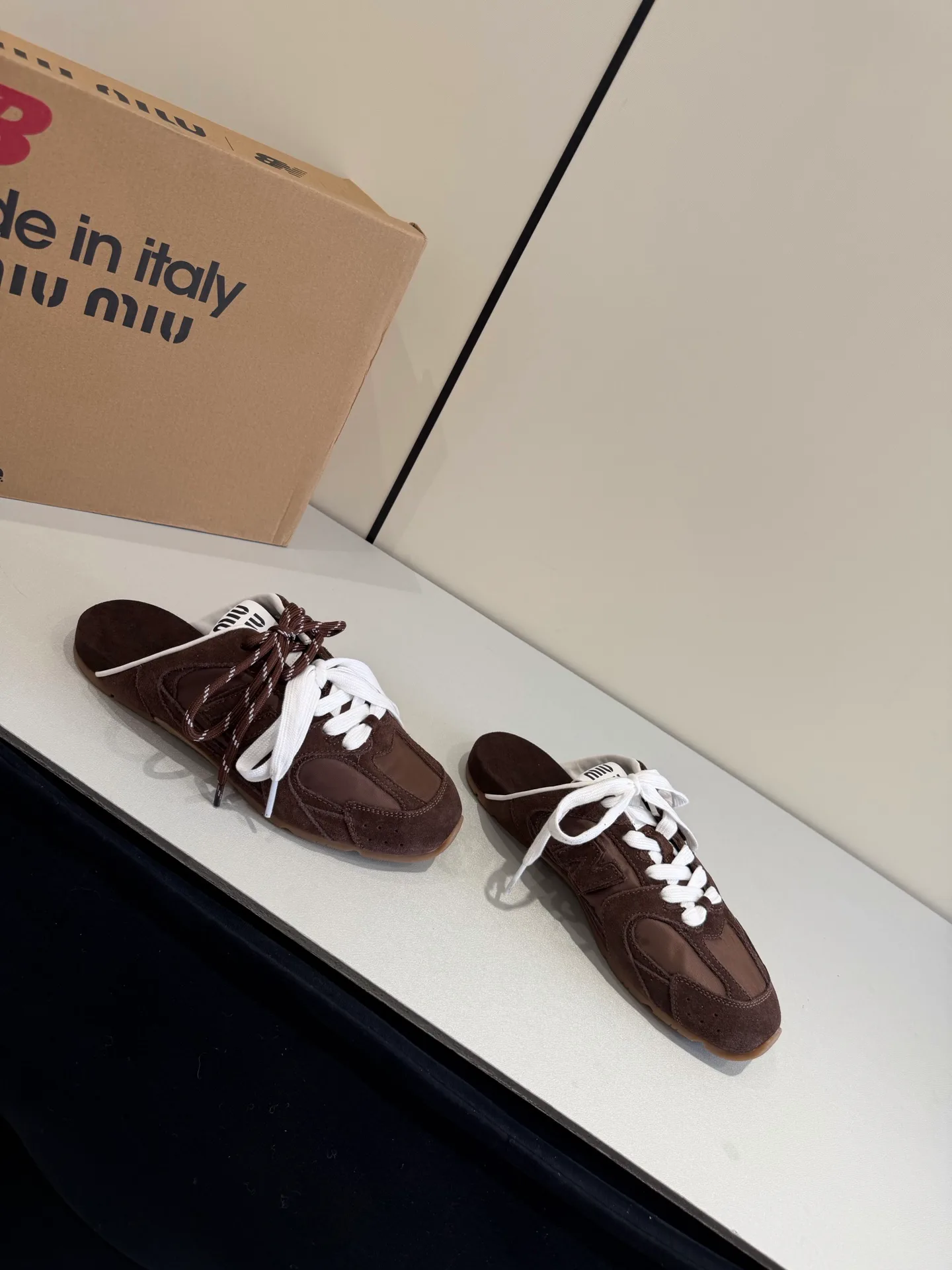 Women's Sneakers MIU MIU 17977136