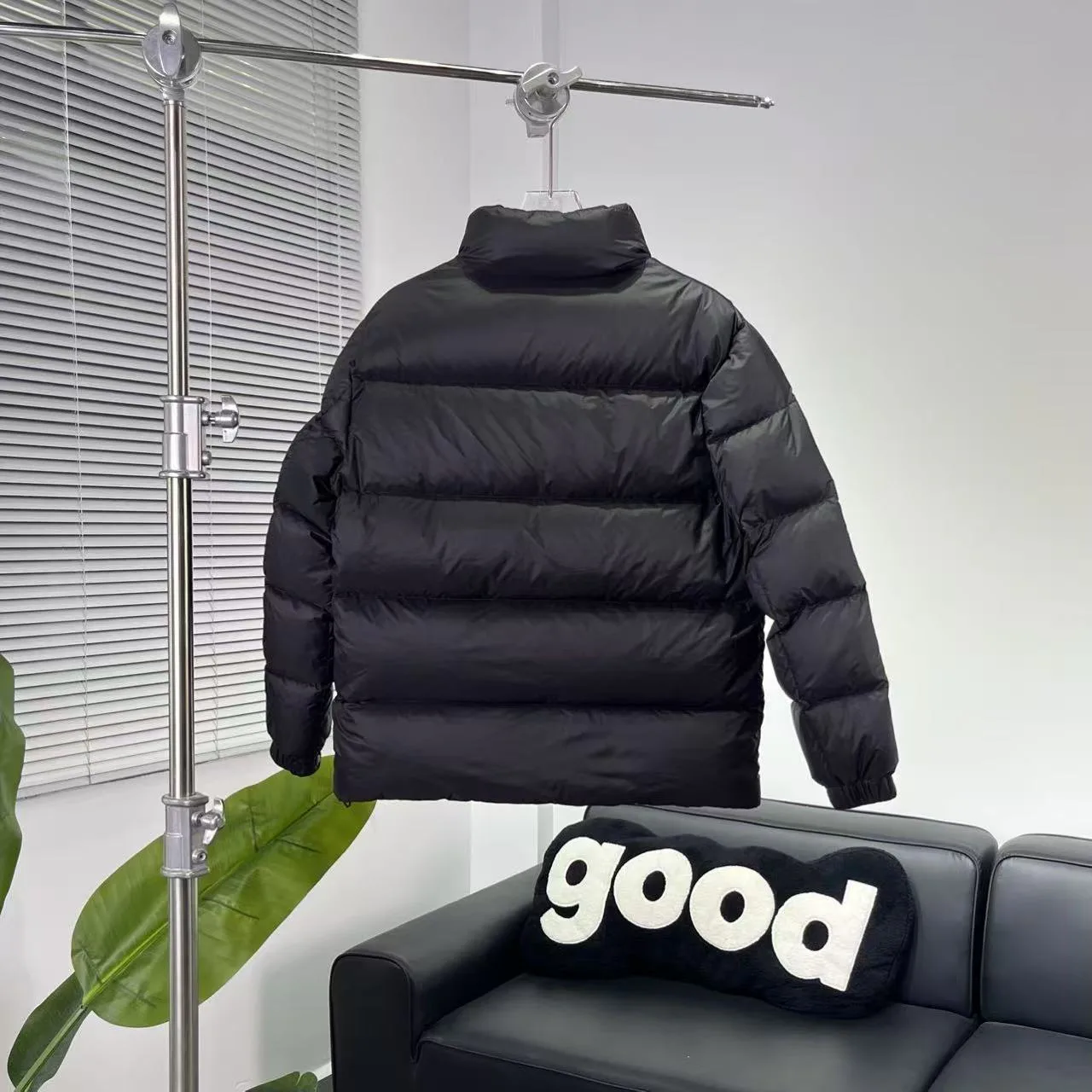 Men's Jackets And Down Jackets MONCLER 18415648