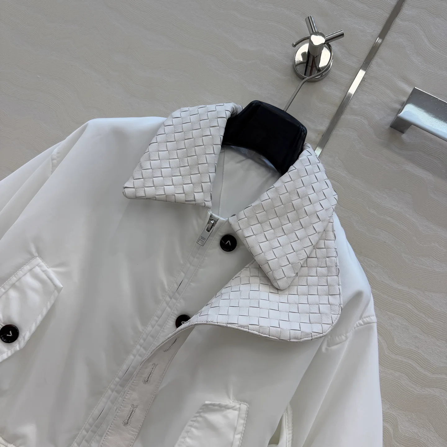 Women's Jackets And Down Jackets BOTTEGA VENETA 18501584