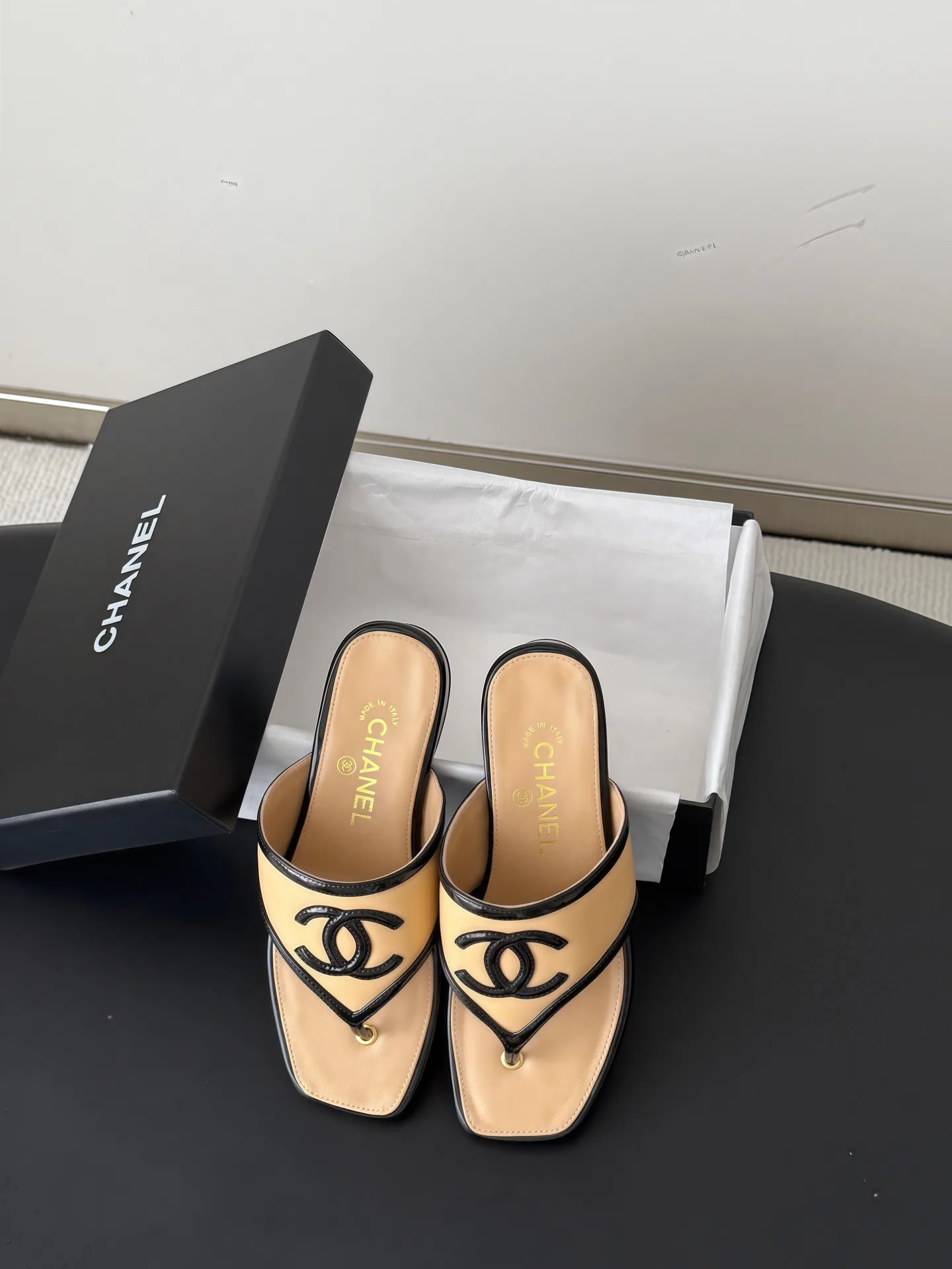Women's Flip-Flops CHANEL 17526759