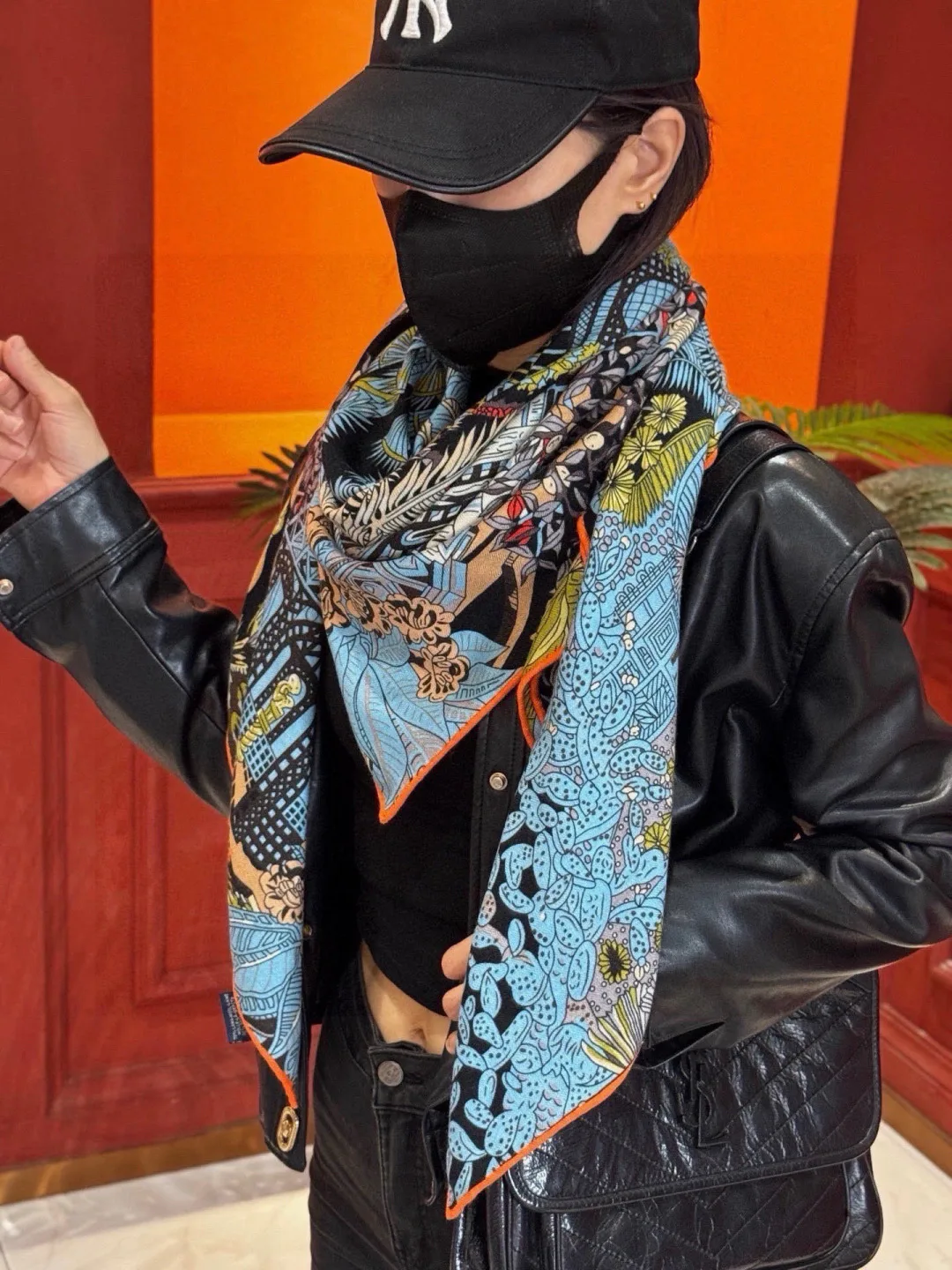 Silk Scarves HERMES 18322213