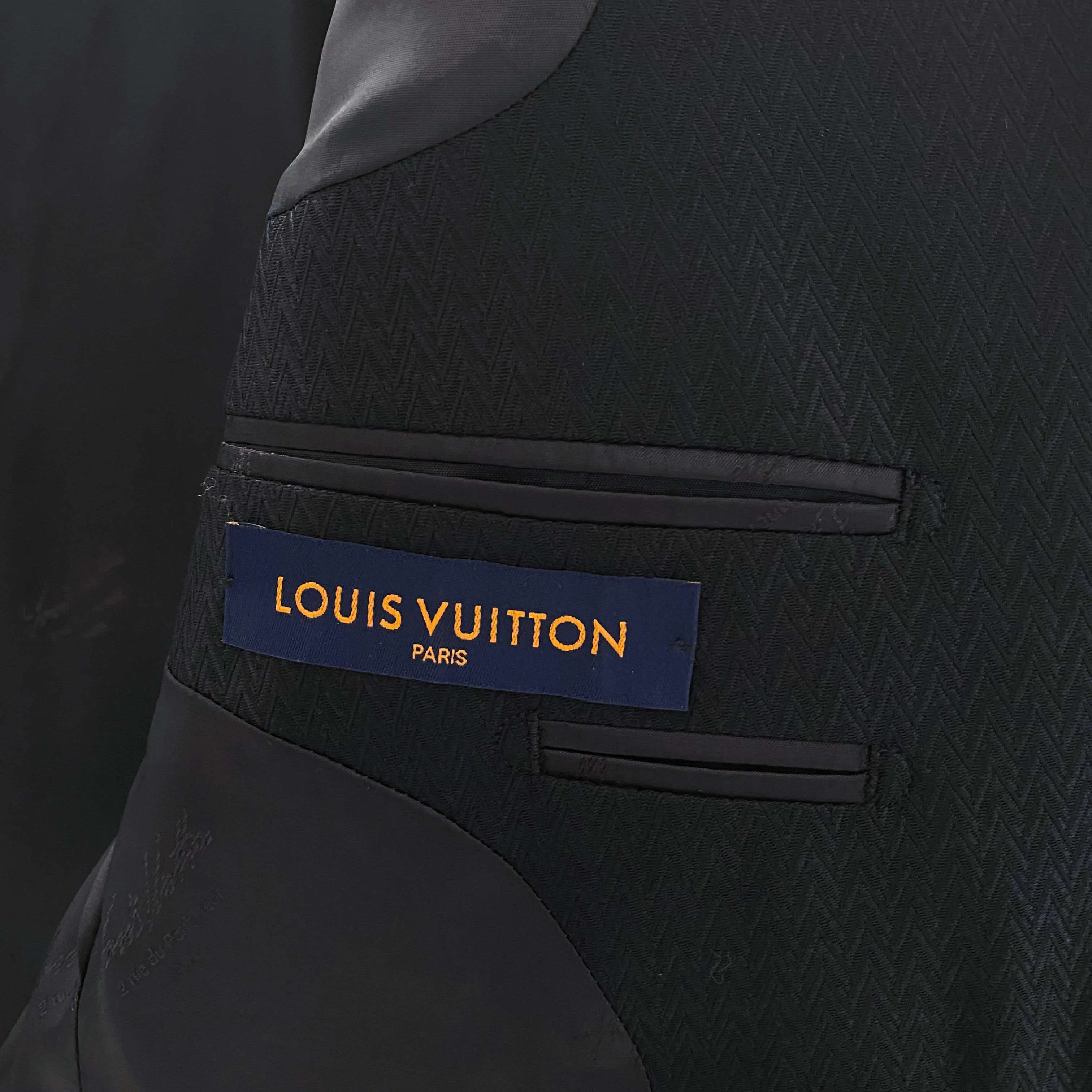Men's Suits LOUIS VUITTON 17612504