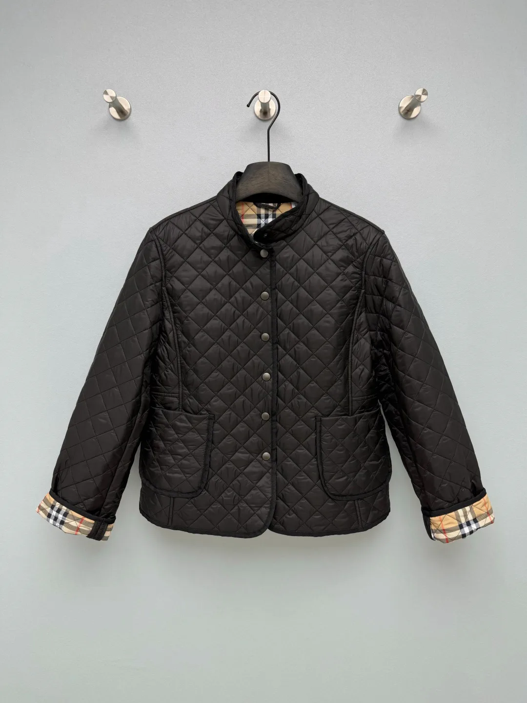 Women's Jackets And Down Jackets BURBERRY 18512943