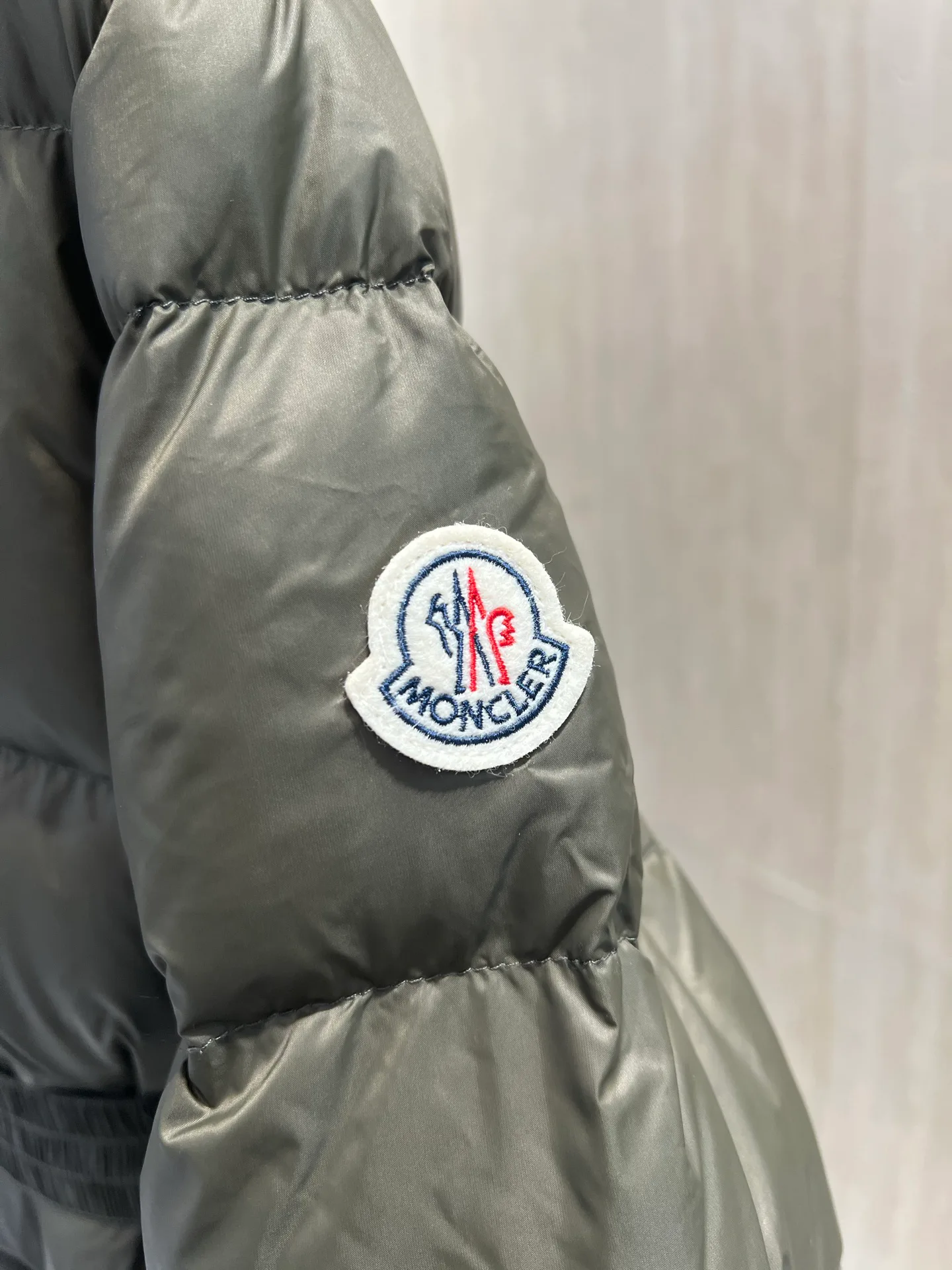 Men's Jackets And Down Jackets MONCLER 18434532