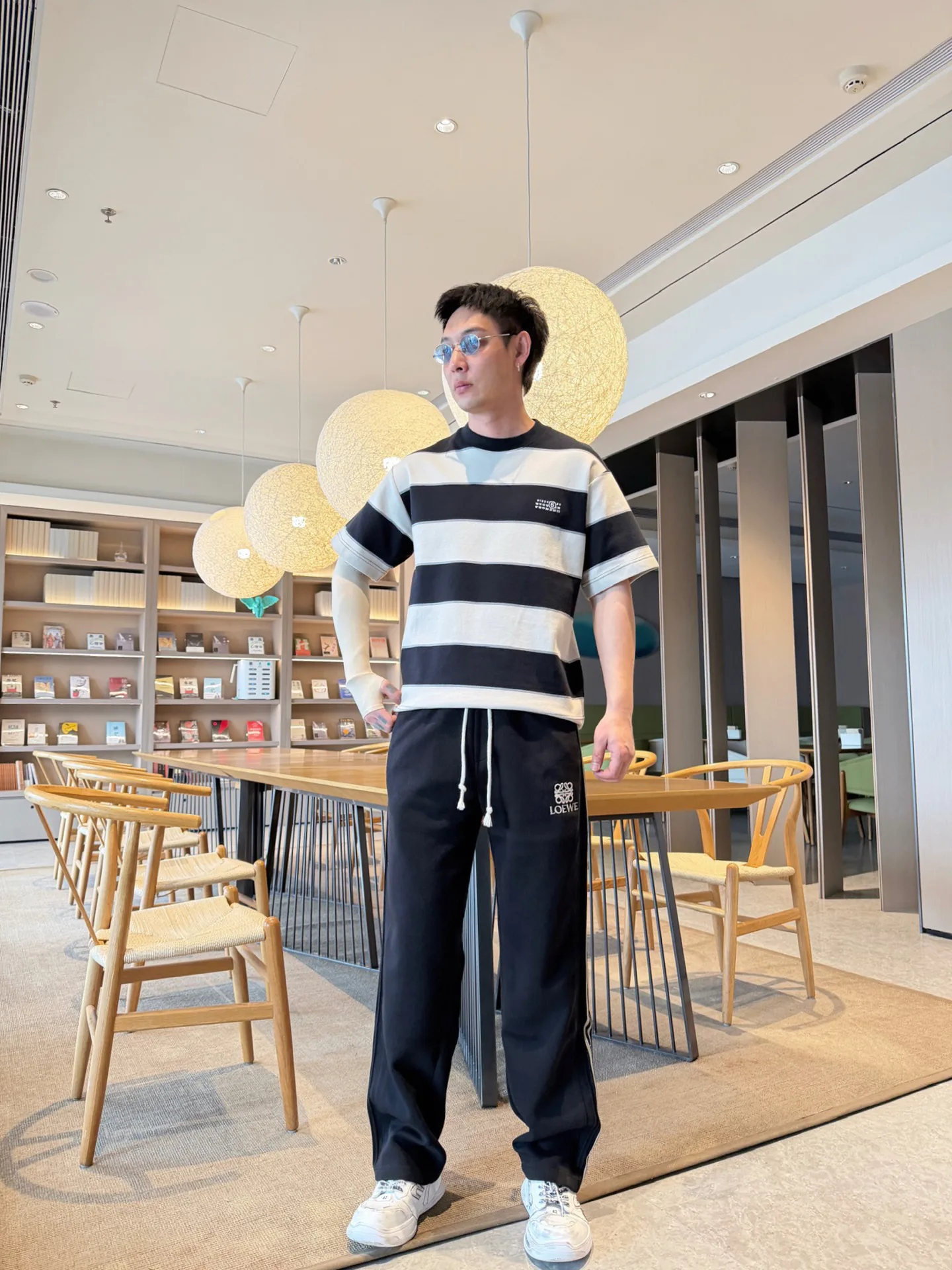 Men's Trousers LOEWE 18345733
