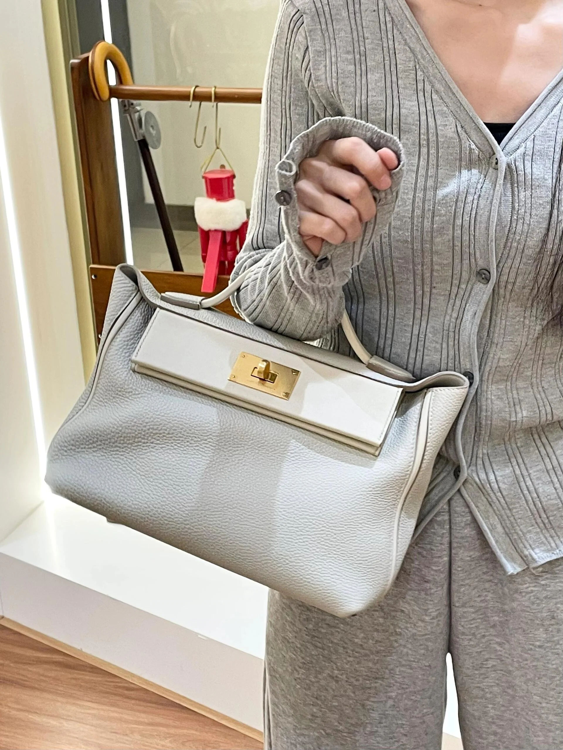 Women's Classic Handbags HERMES 18407631