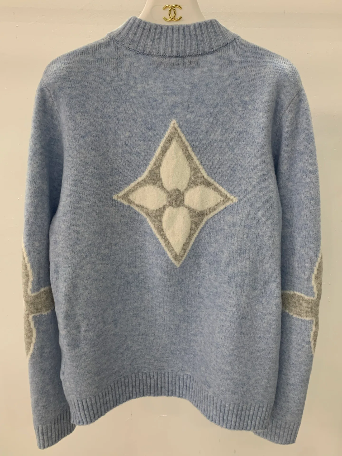 Women's Jumpers And Sweaters LOUIS VUITTON 18028849