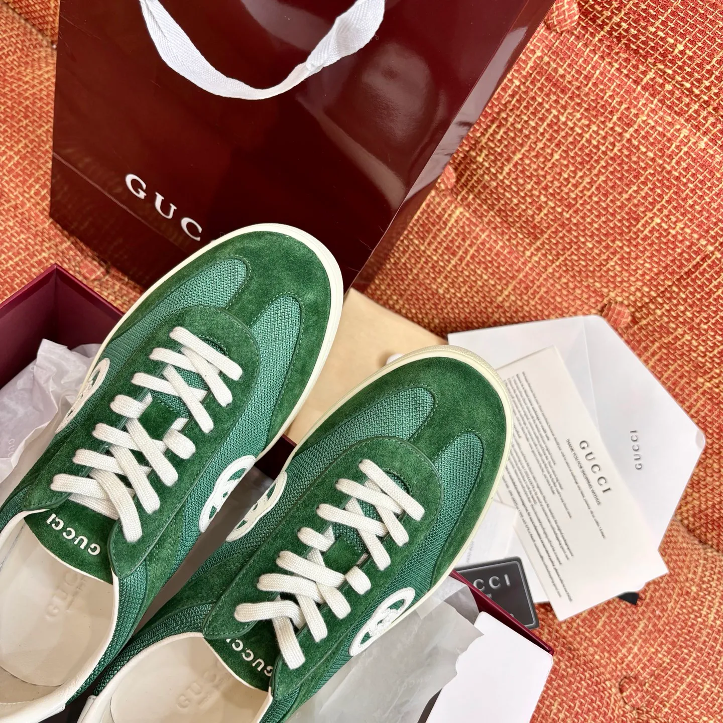Women's Sneakers GUCCI 18039360
