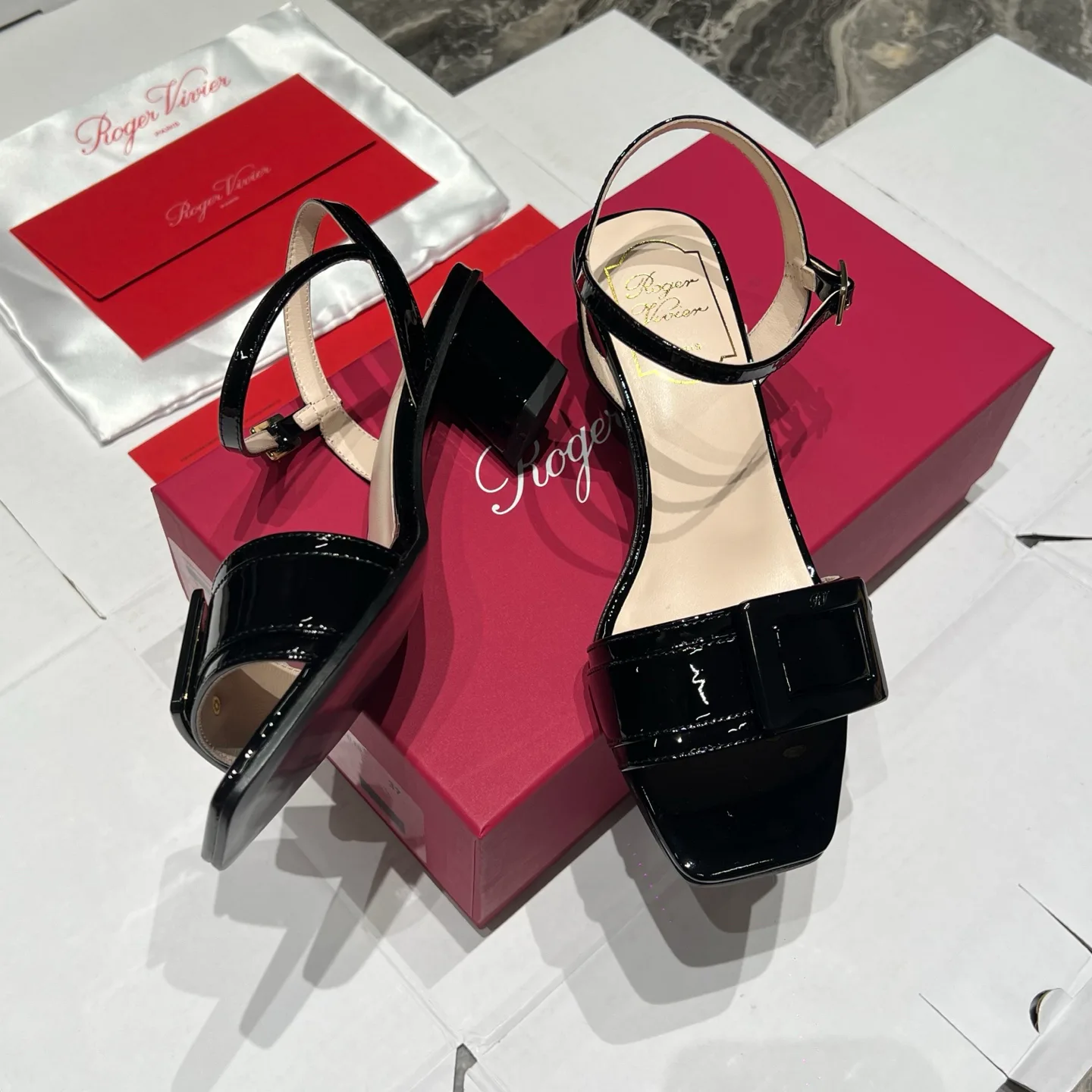 Women's Open-Toe Sandals ROGER VIVIER 17291900