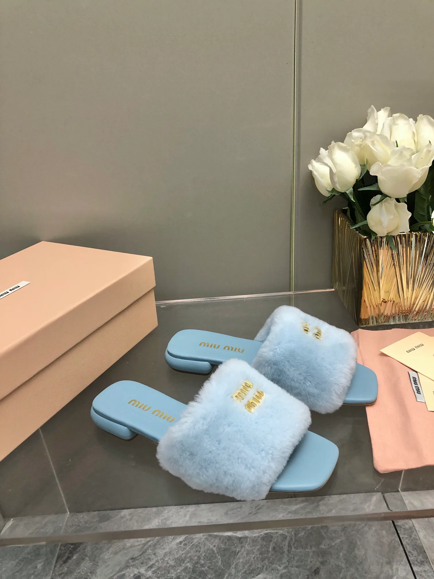 Women's Slippers MIU MIU 18005815