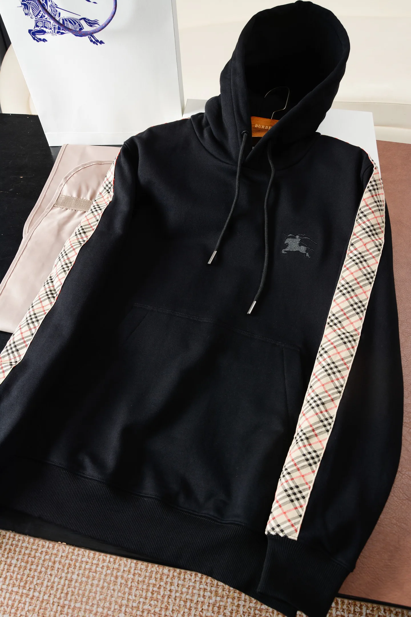 Men's Sweatshirts And Hoodies BURBERRY 18141441