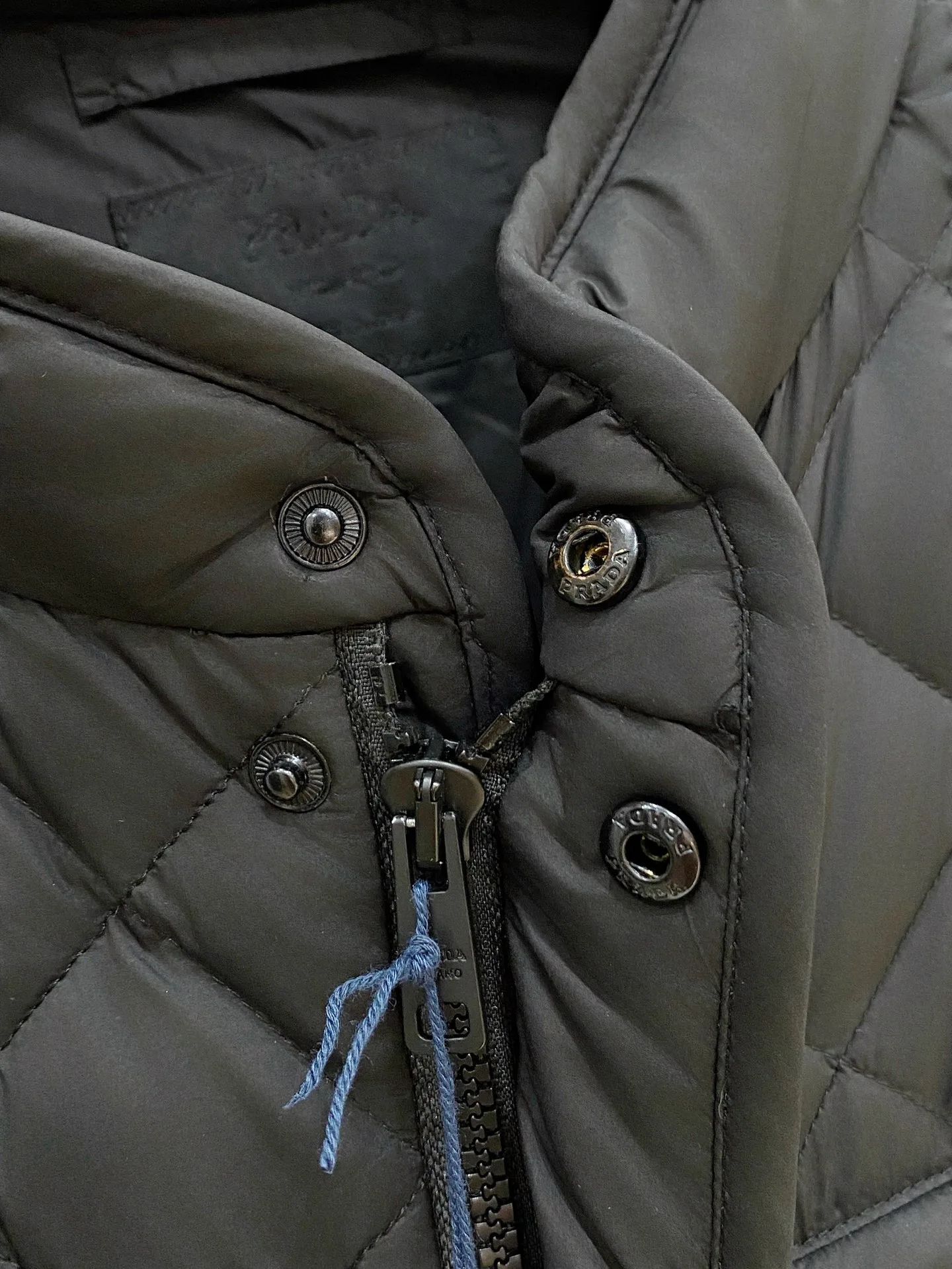Куртки И Пуховики Мужские Prada 18639772