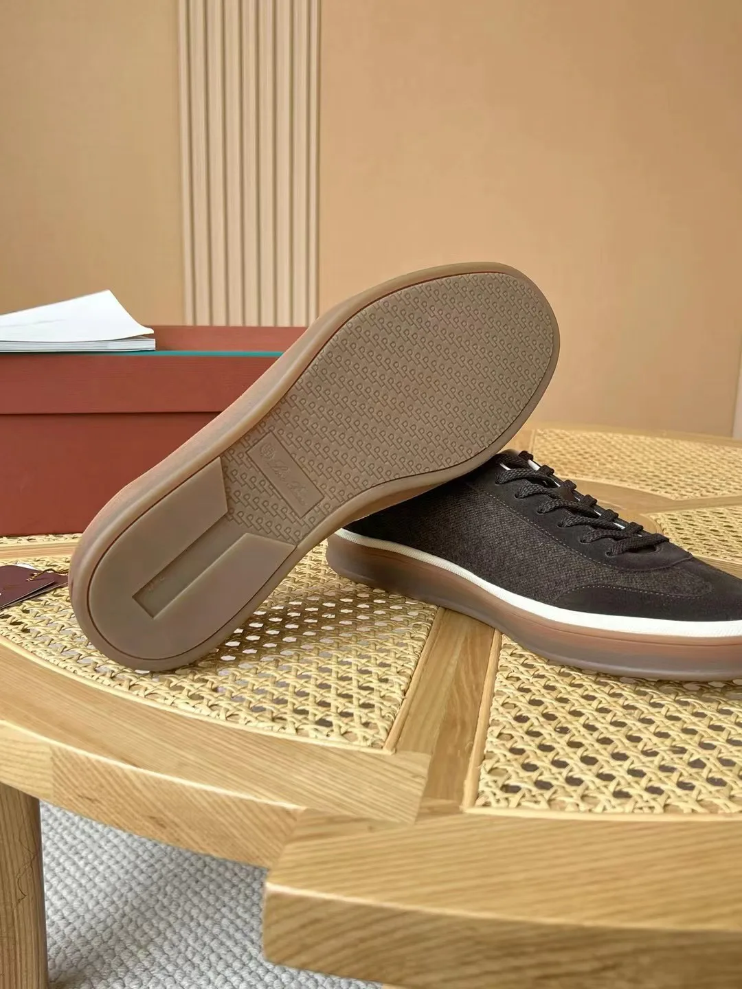 Men's Sneakers LORO PIANA 18382753