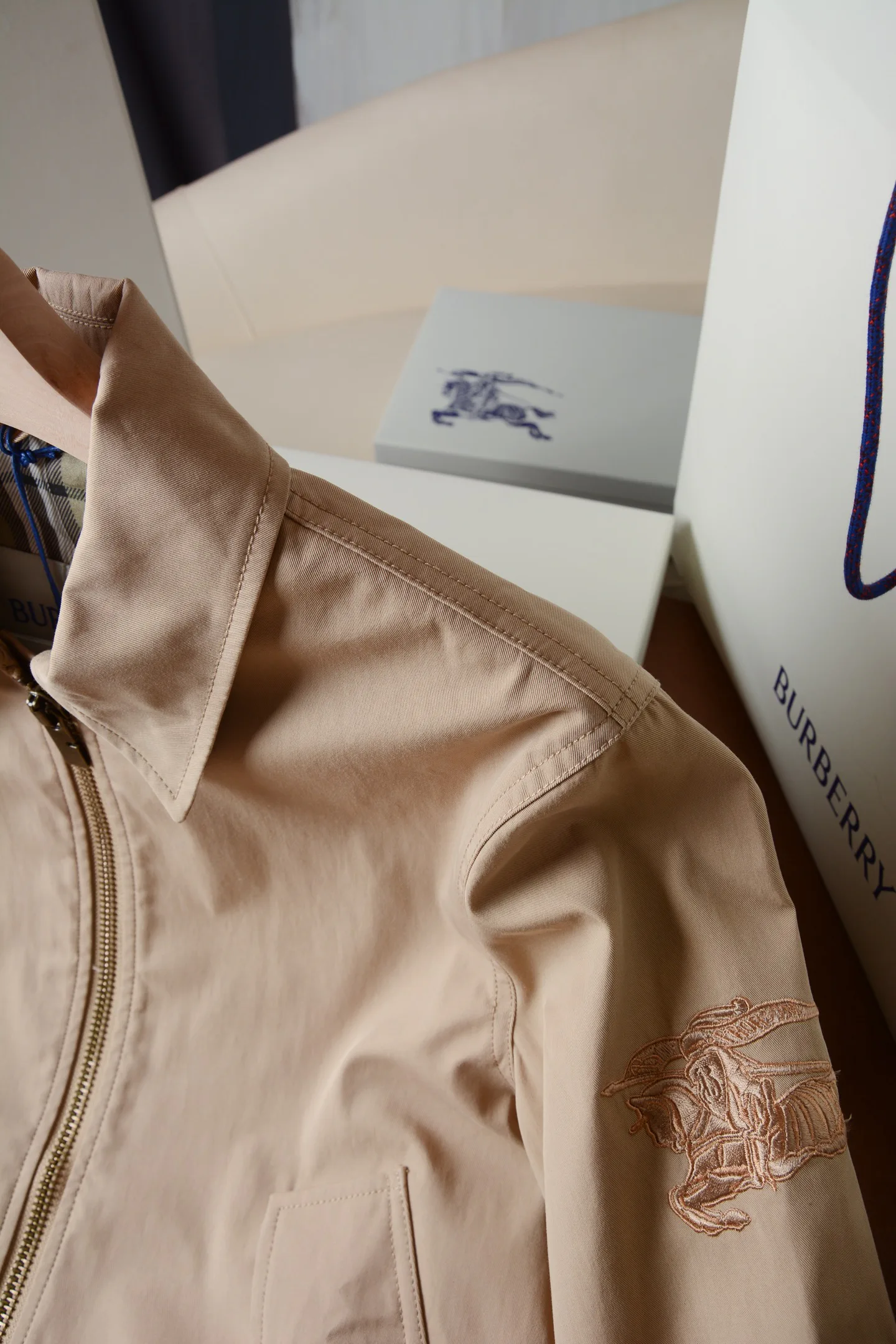 Men's Jackets And Down Jackets BURBERRY 18086923
