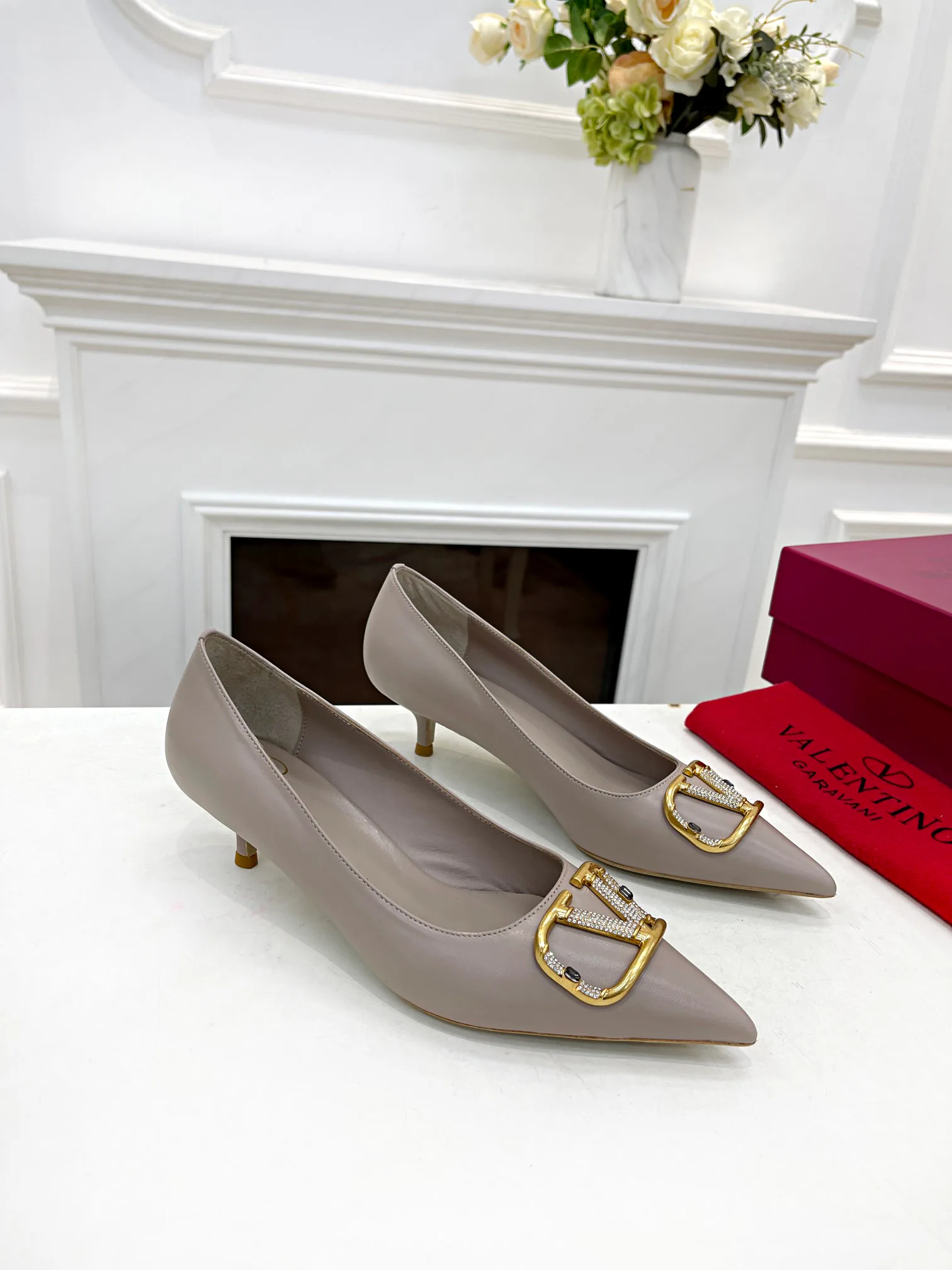 Women's Heels VALENTINO 17956838