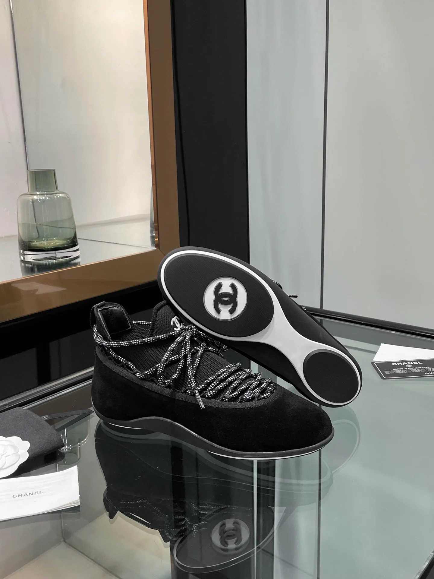 Women's Sneakers CHANEL 17934445