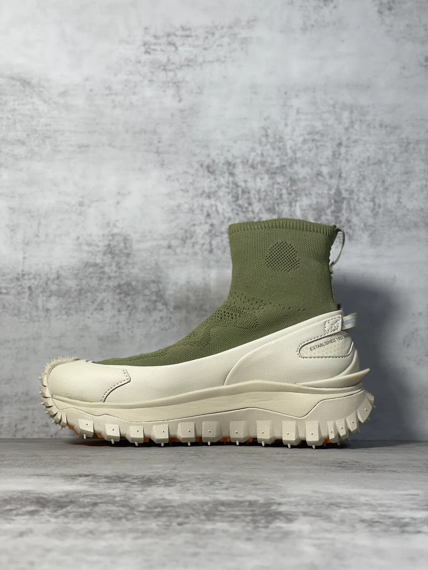 Women's Sneakers MONCLER 18333208