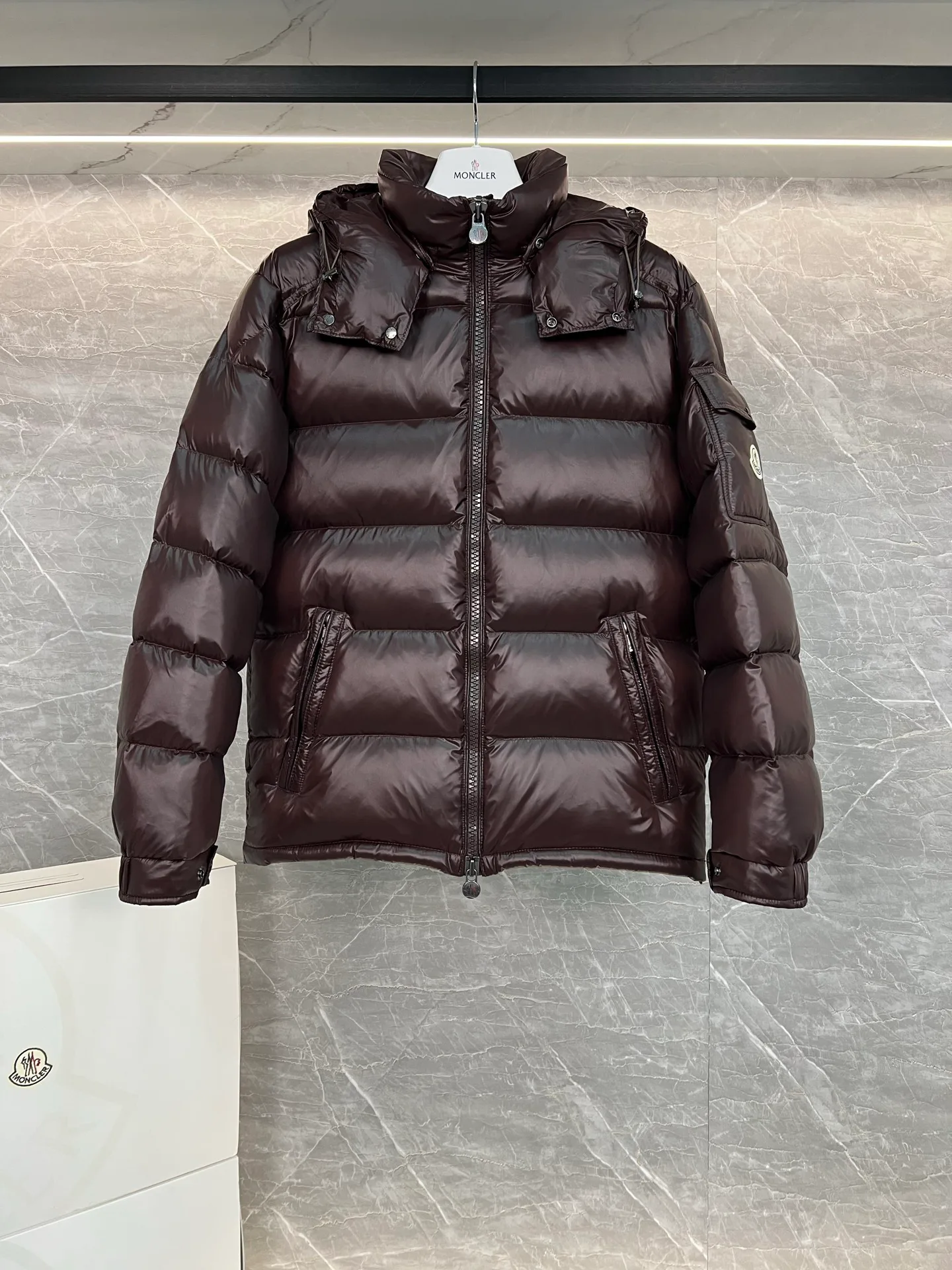 Men's Jackets And Down Jackets MONCLER 18111318