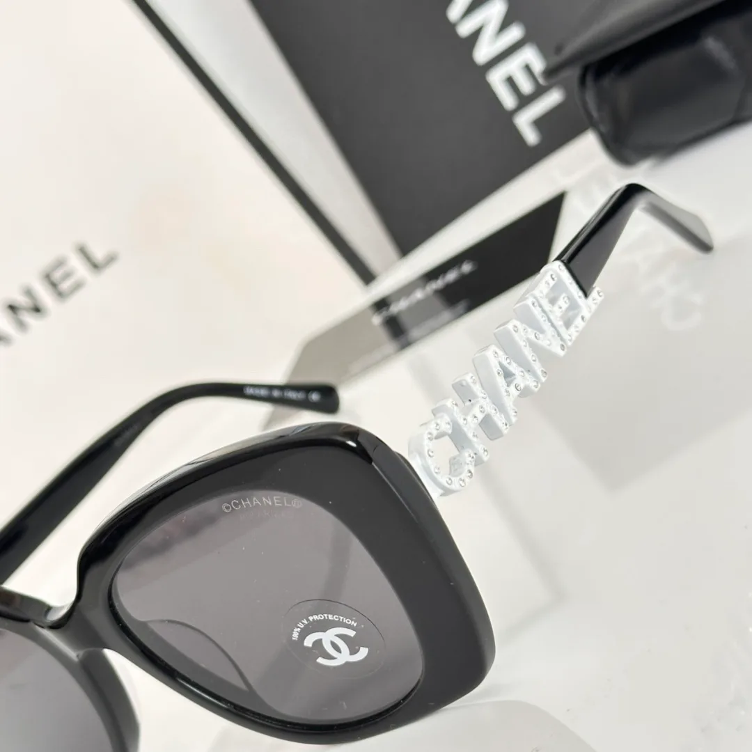 Glasses CHANEL 17350190