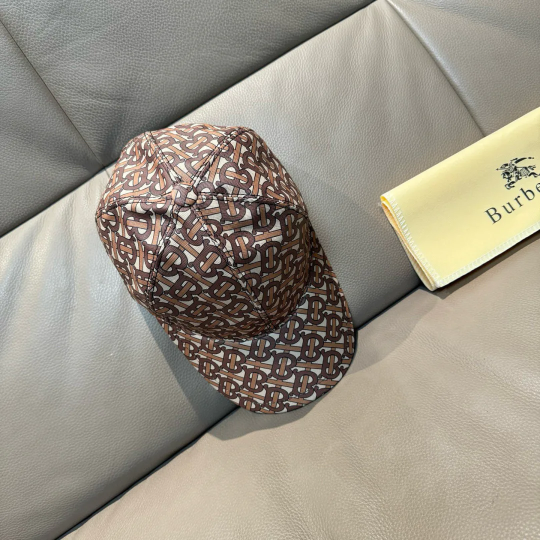 Hats BURBERRY 18347085