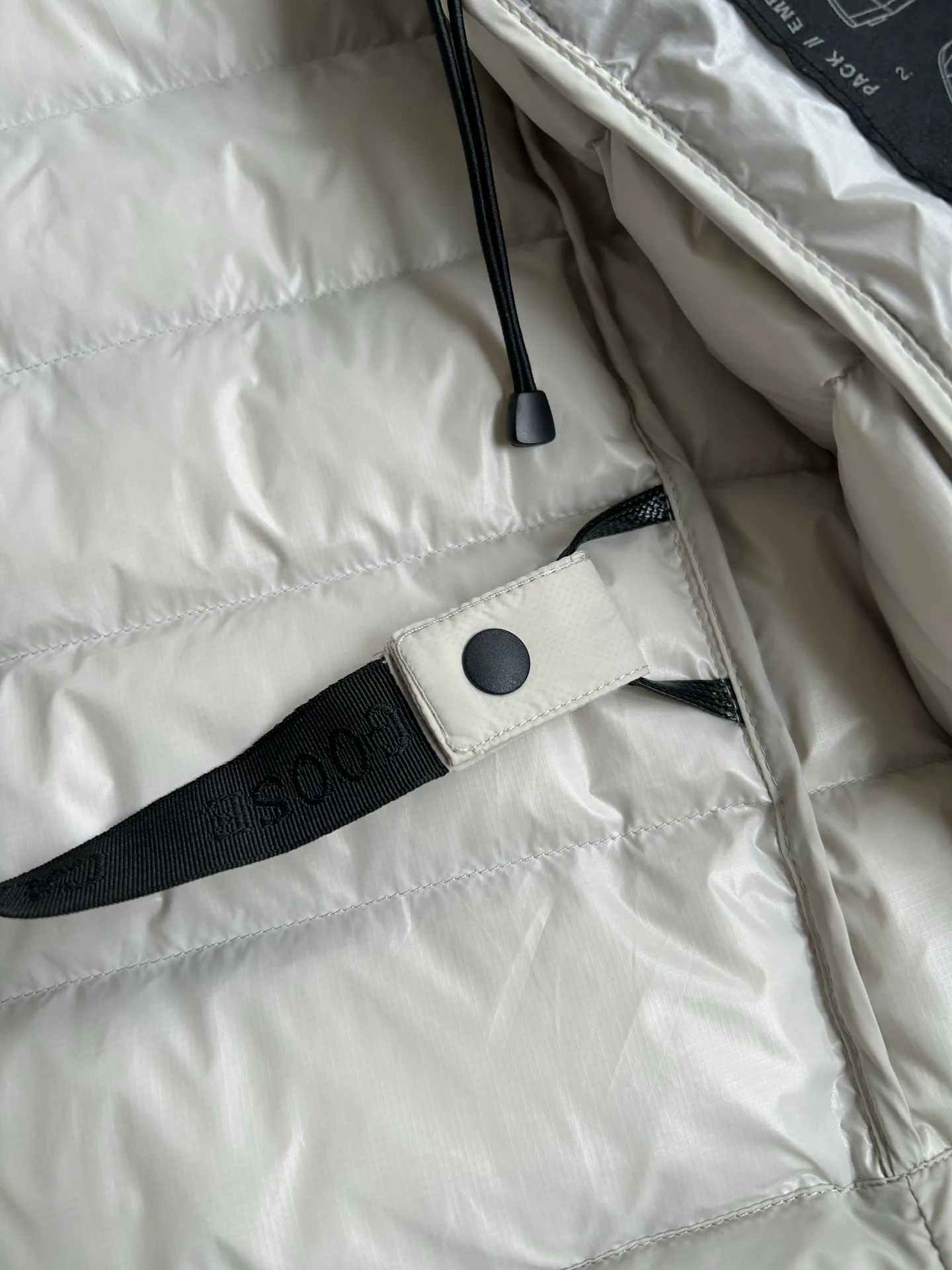 Men's Jackets And Down Jackets CANADA GOOSE 18007356