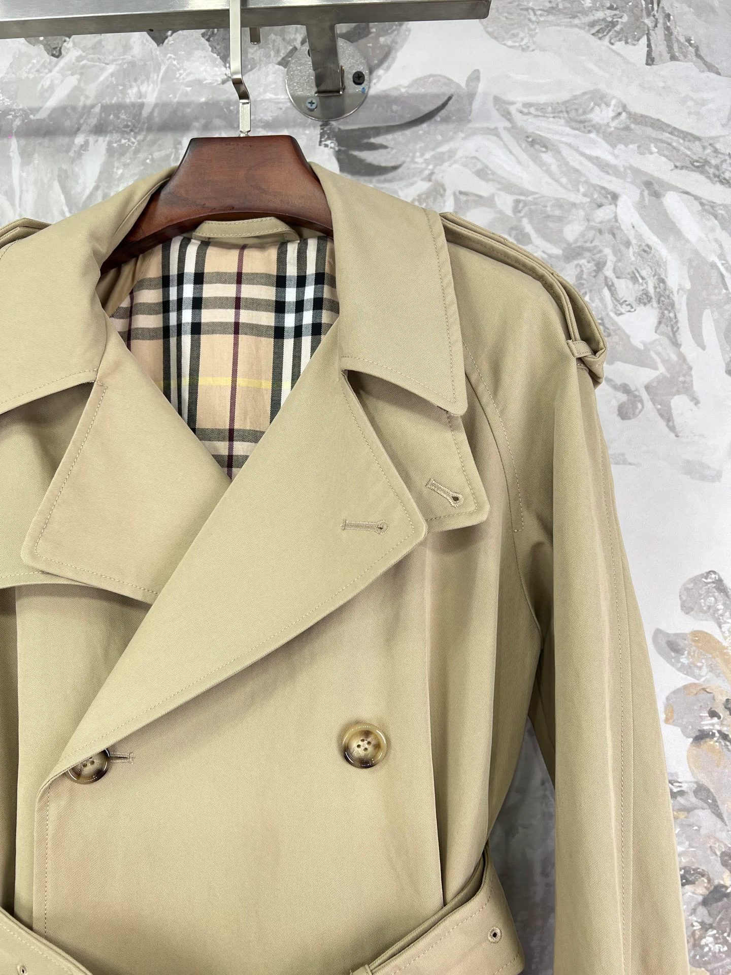Women's Trench Coats BURBERRY 18428625