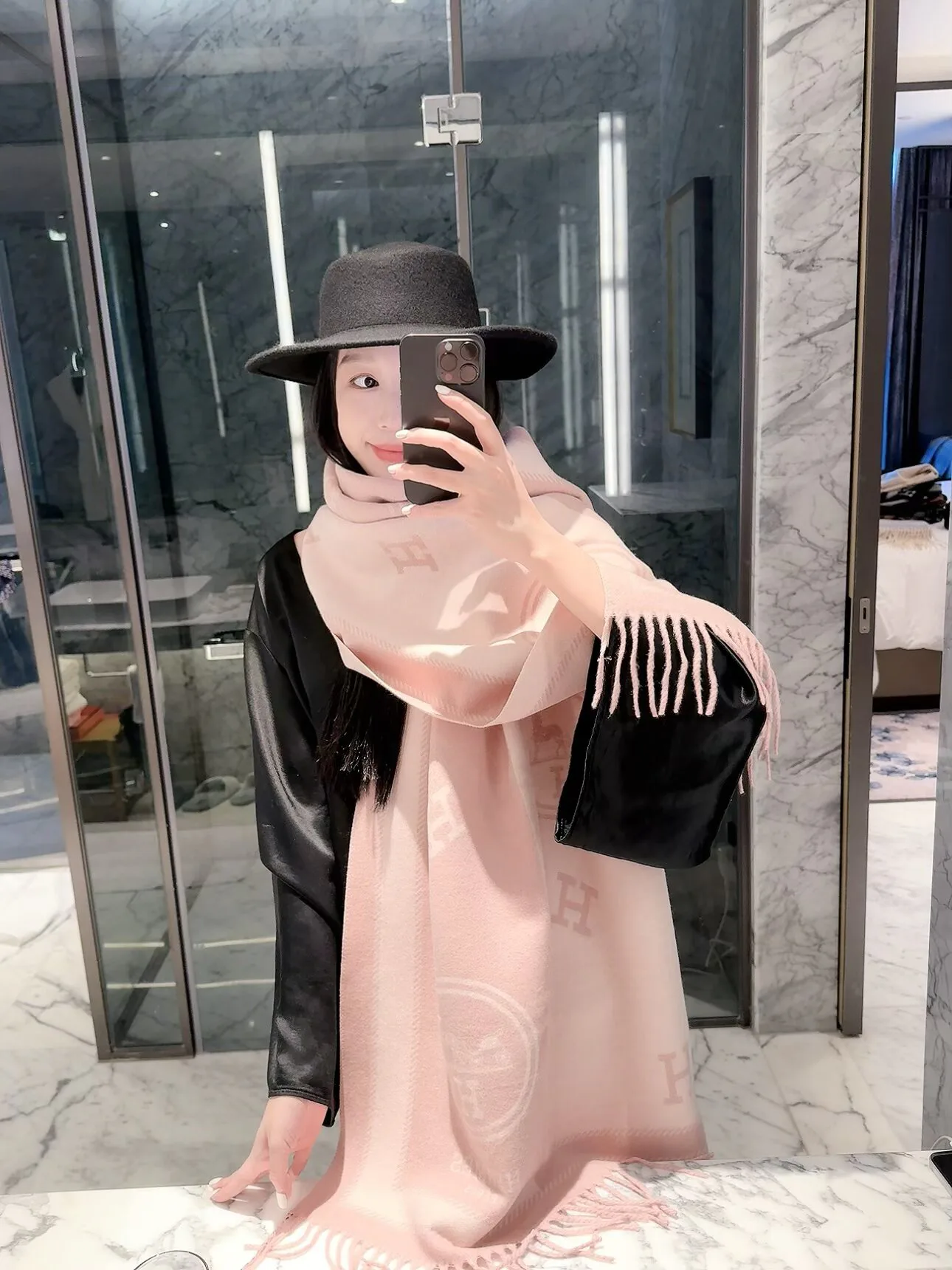 Scarves HERMES 18322513