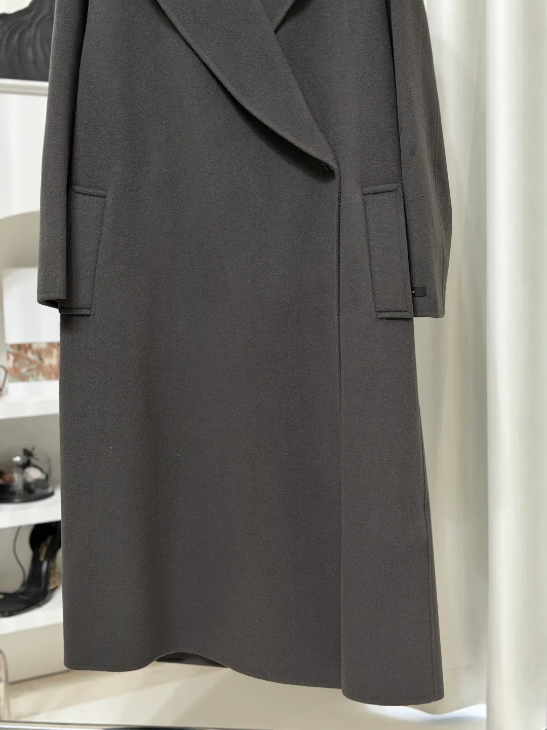 Women's Coats THE ROW 17984744