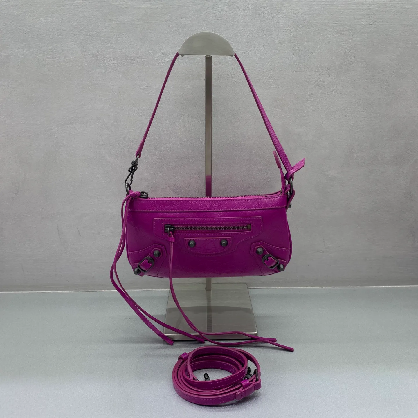 Women's Classic Handbags BALENCIAGA 18354855