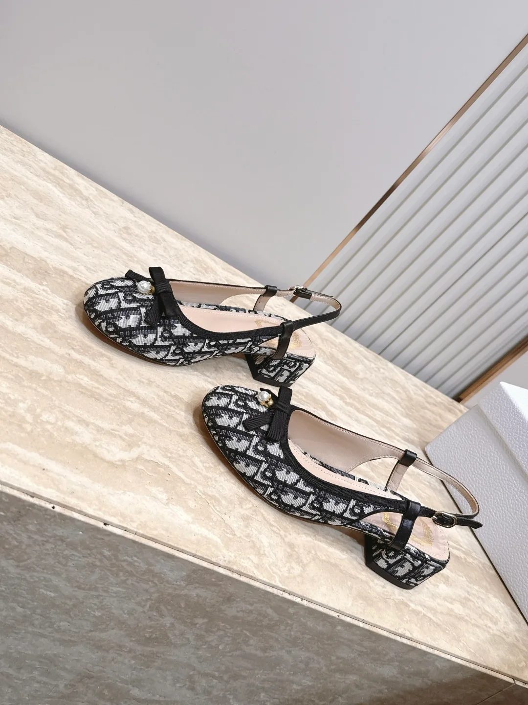 Women's Open-Toe Sandals CHRISTIAN DIOR 18025853