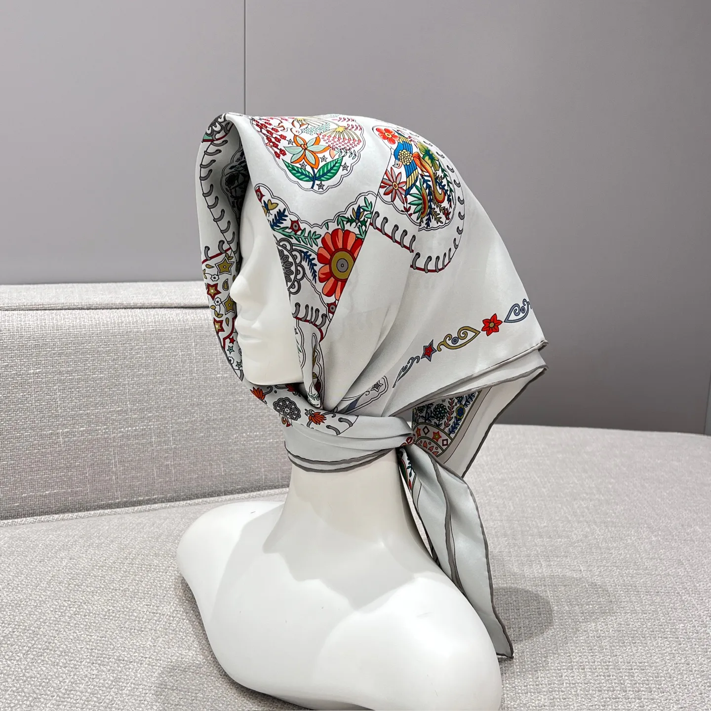 Silk Scarves HERMES 17991441