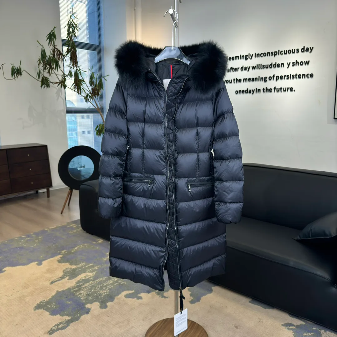 Women's Jackets And Down Jackets MONCLER 18204235