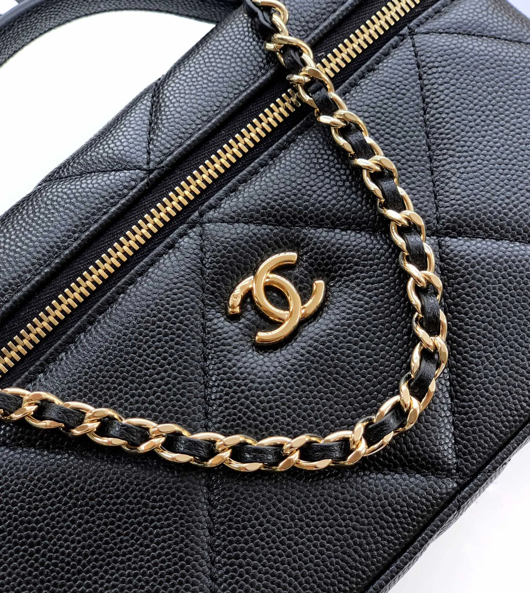 Классические Сумки Женские Chanel 18588853