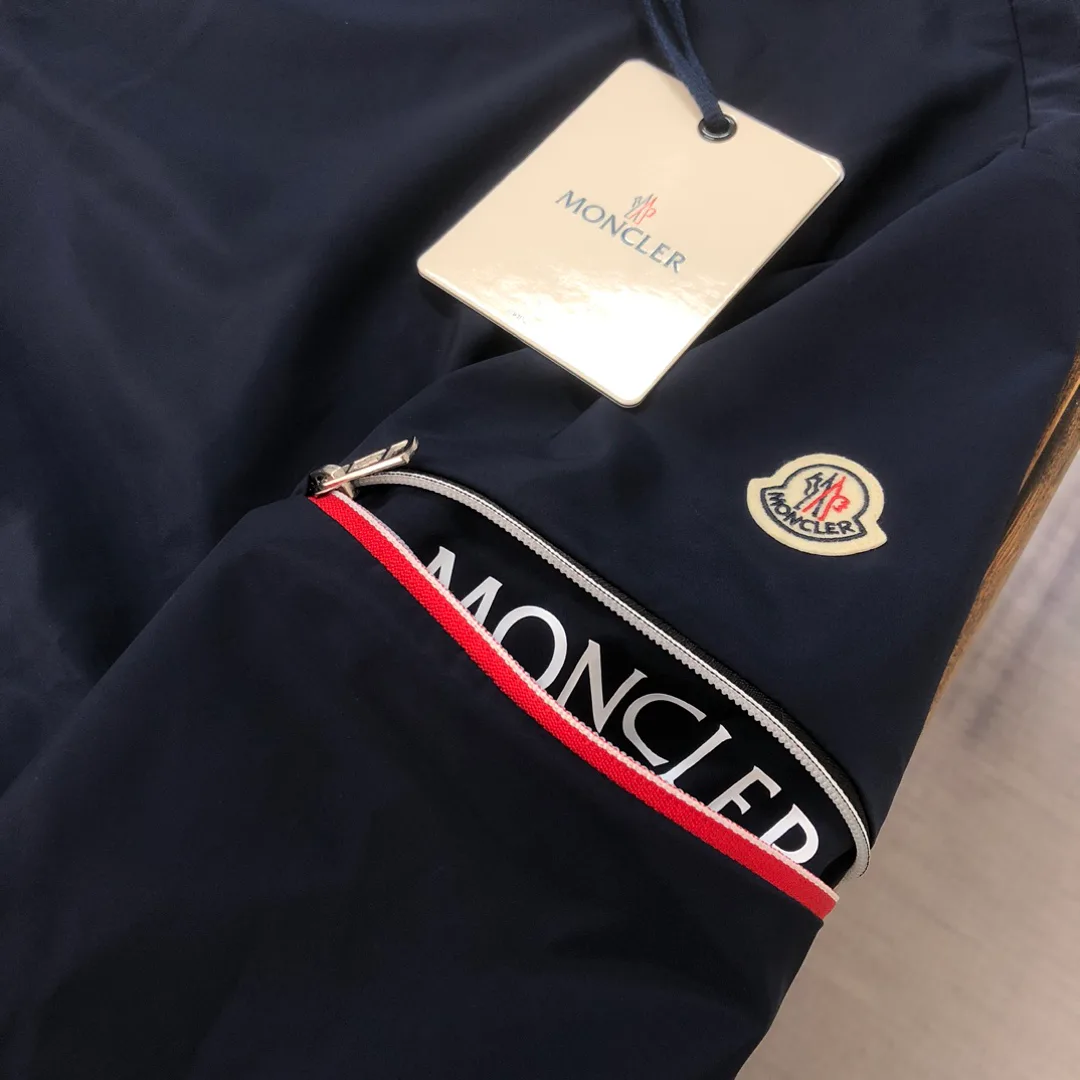 Men's Jackets And Down Jackets MONCLER 17285986