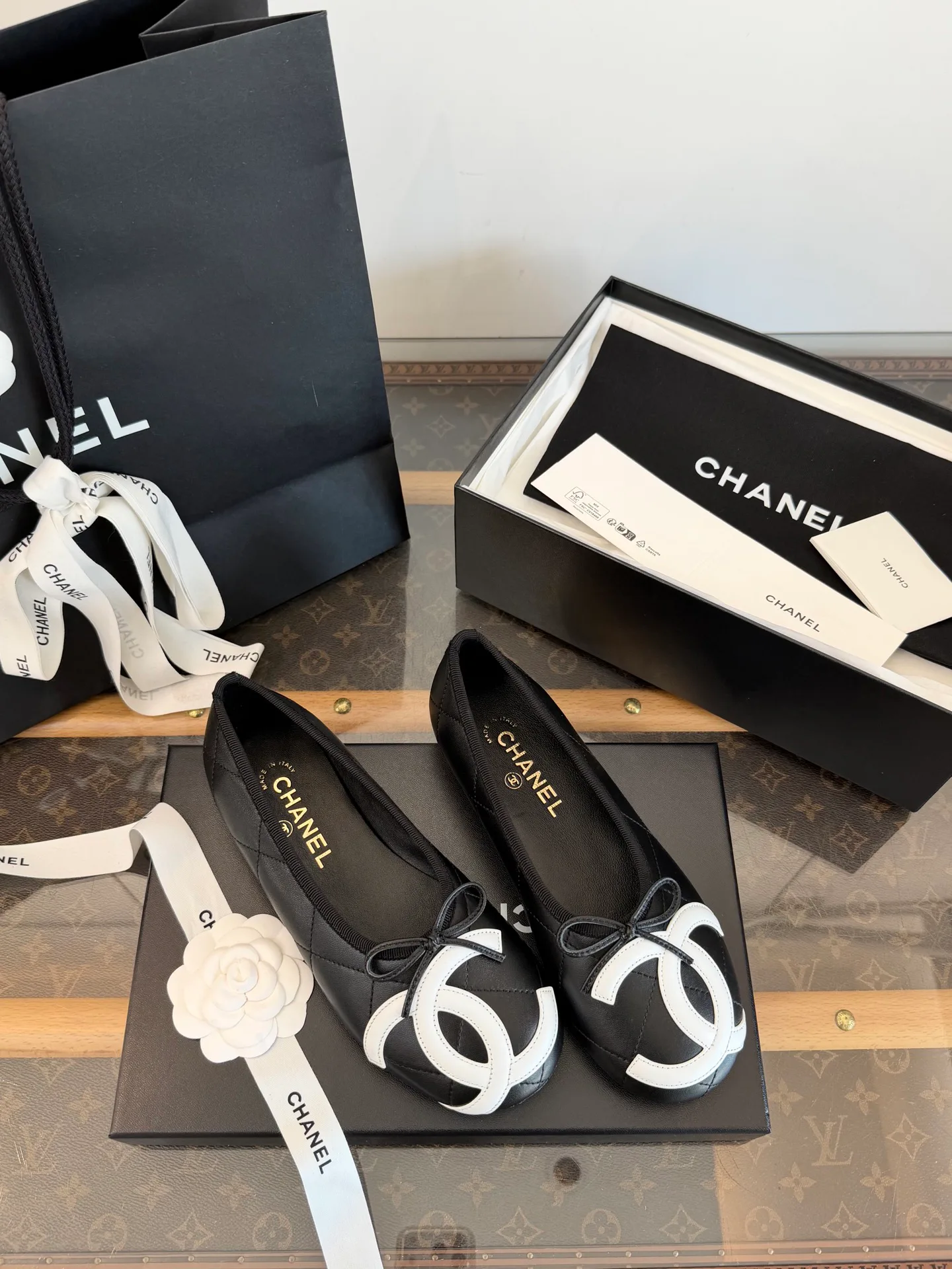 Women's Ballet Flats CHANEL 18133236
