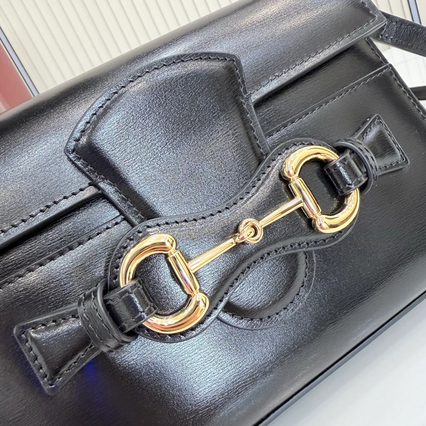 Women's Classic Handbags GUCCI 17947817