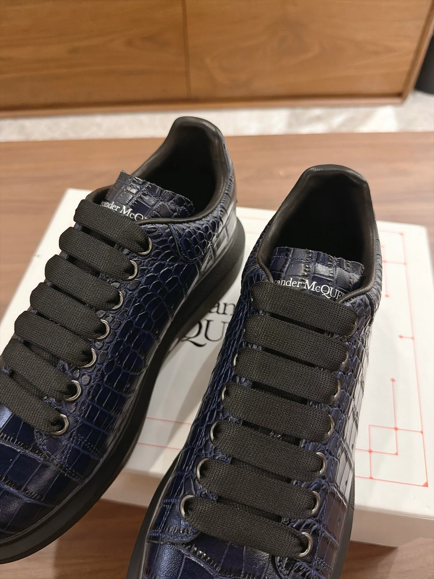 Women's Sneakers ALEXANDER MCQUEEN 18159797
