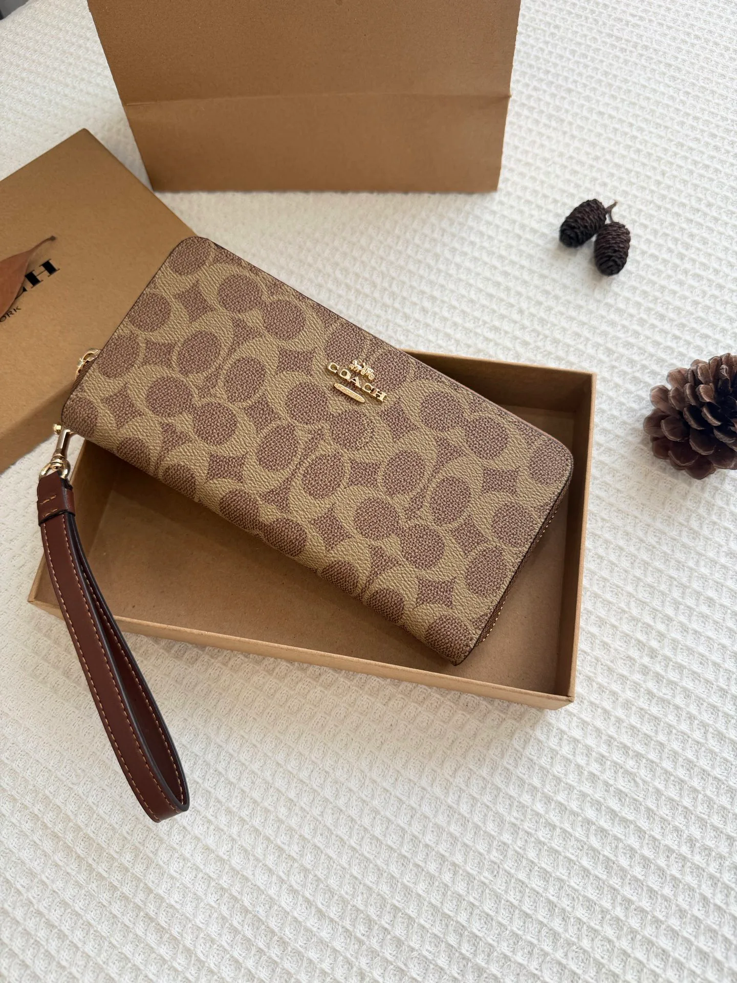 Women's Clutches COACH 18364958