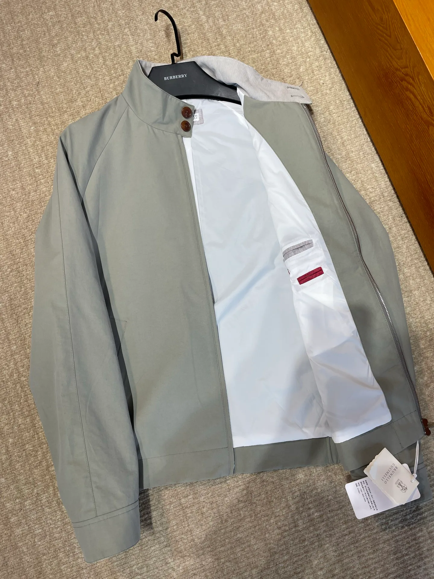 Men's Jackets And Down Jackets BURBERRY 18283808