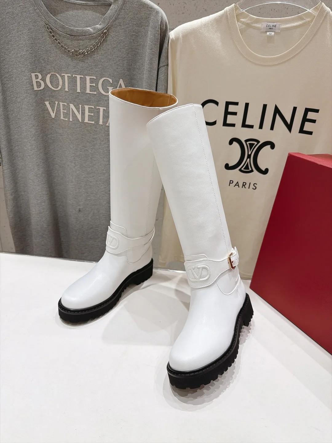 Women's Boots VALENTINO 18309292