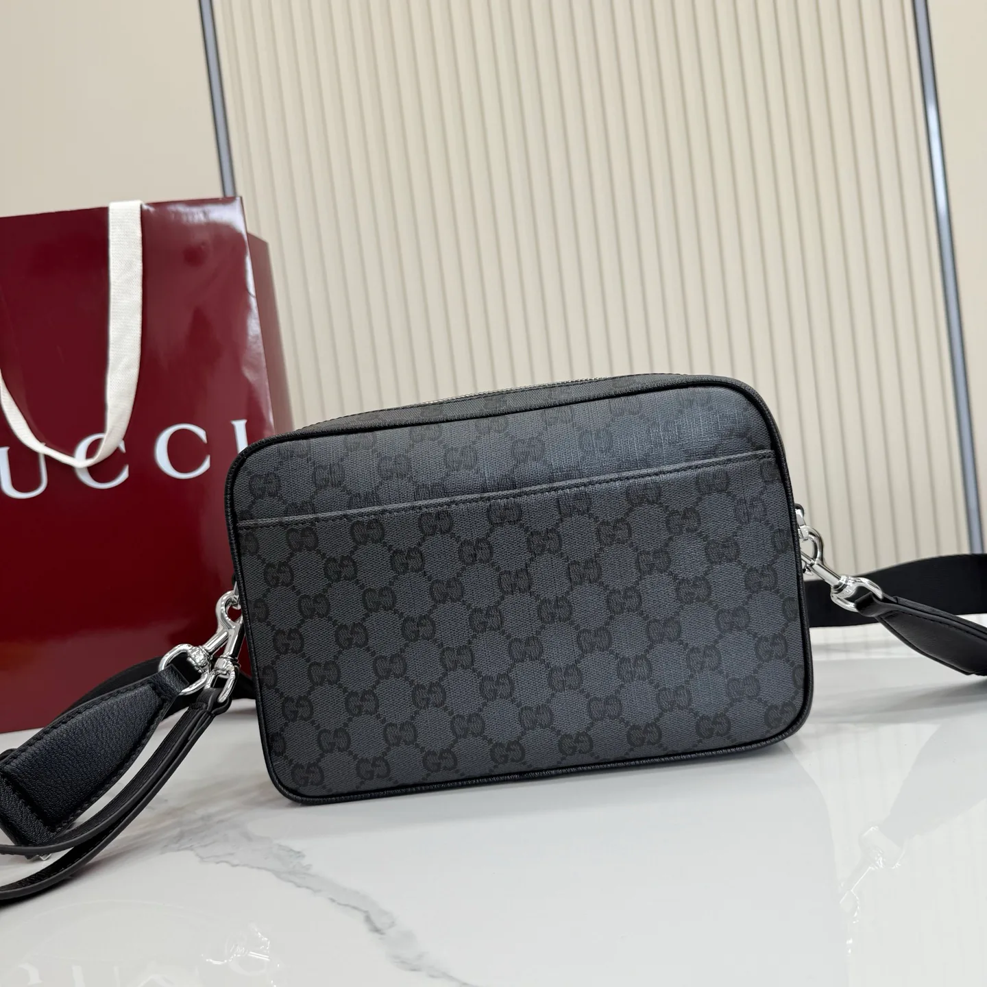 Women's Shoulder Bags GUCCI 17947866