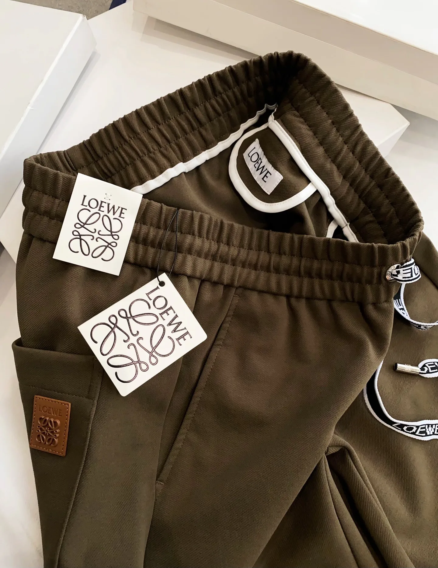 Men's Trousers LOEWE 18161924