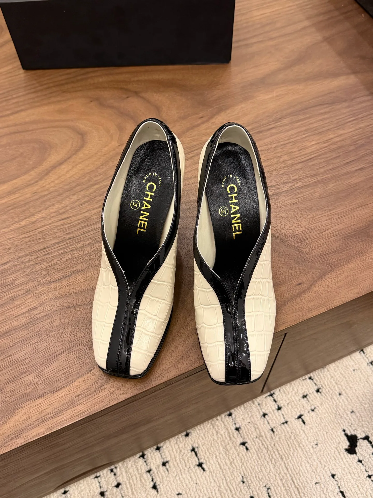 Women's Heels CHANEL 18034487