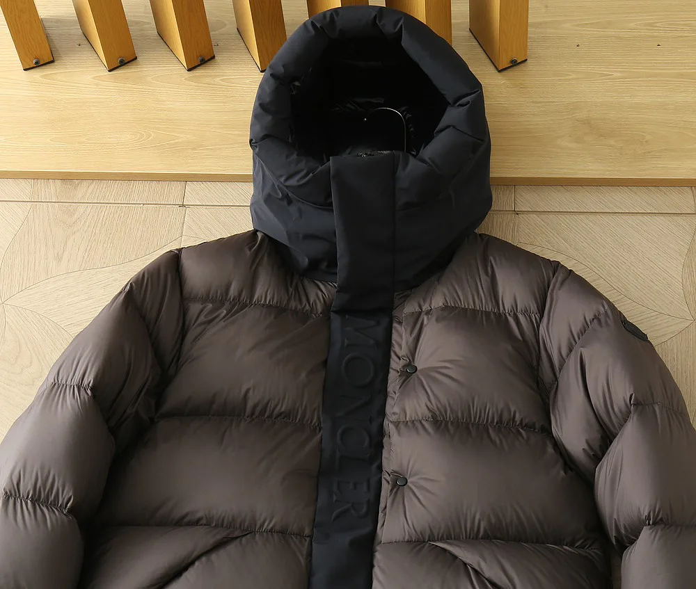 Men's Jackets And Down Jackets MONCLER 18510155