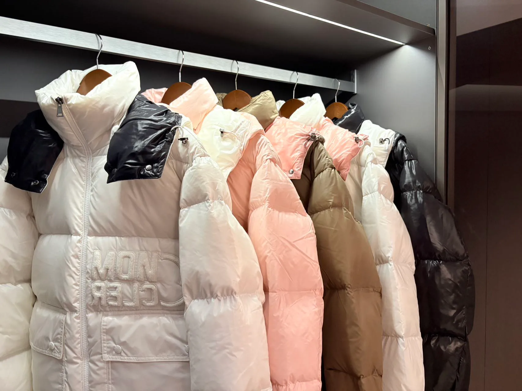 Men's Jackets And Down Jackets MONCLER 18492187