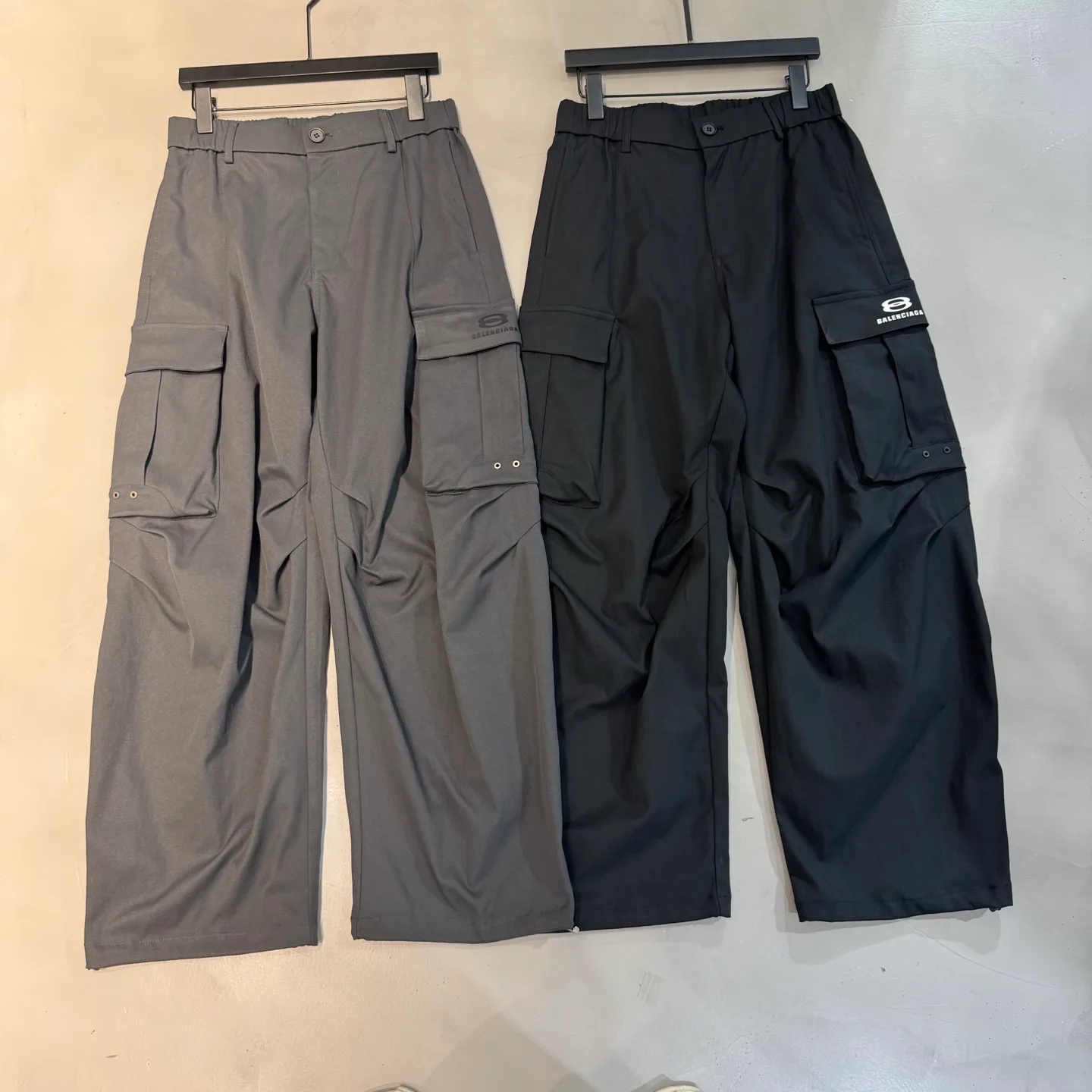 Men's Trousers BALENCIAGA 17298029