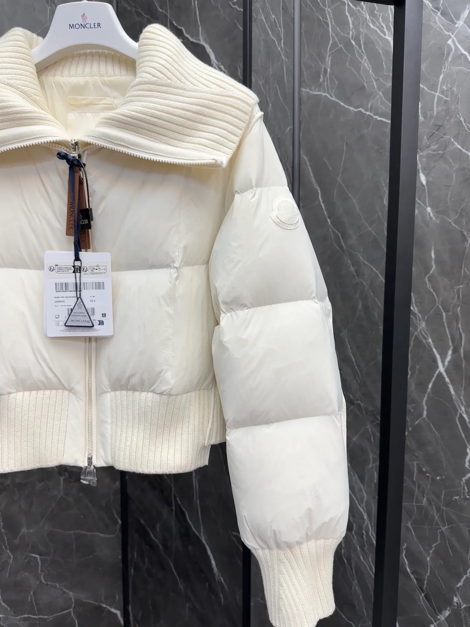 Men's Jackets And Down Jackets MONCLER 18281283