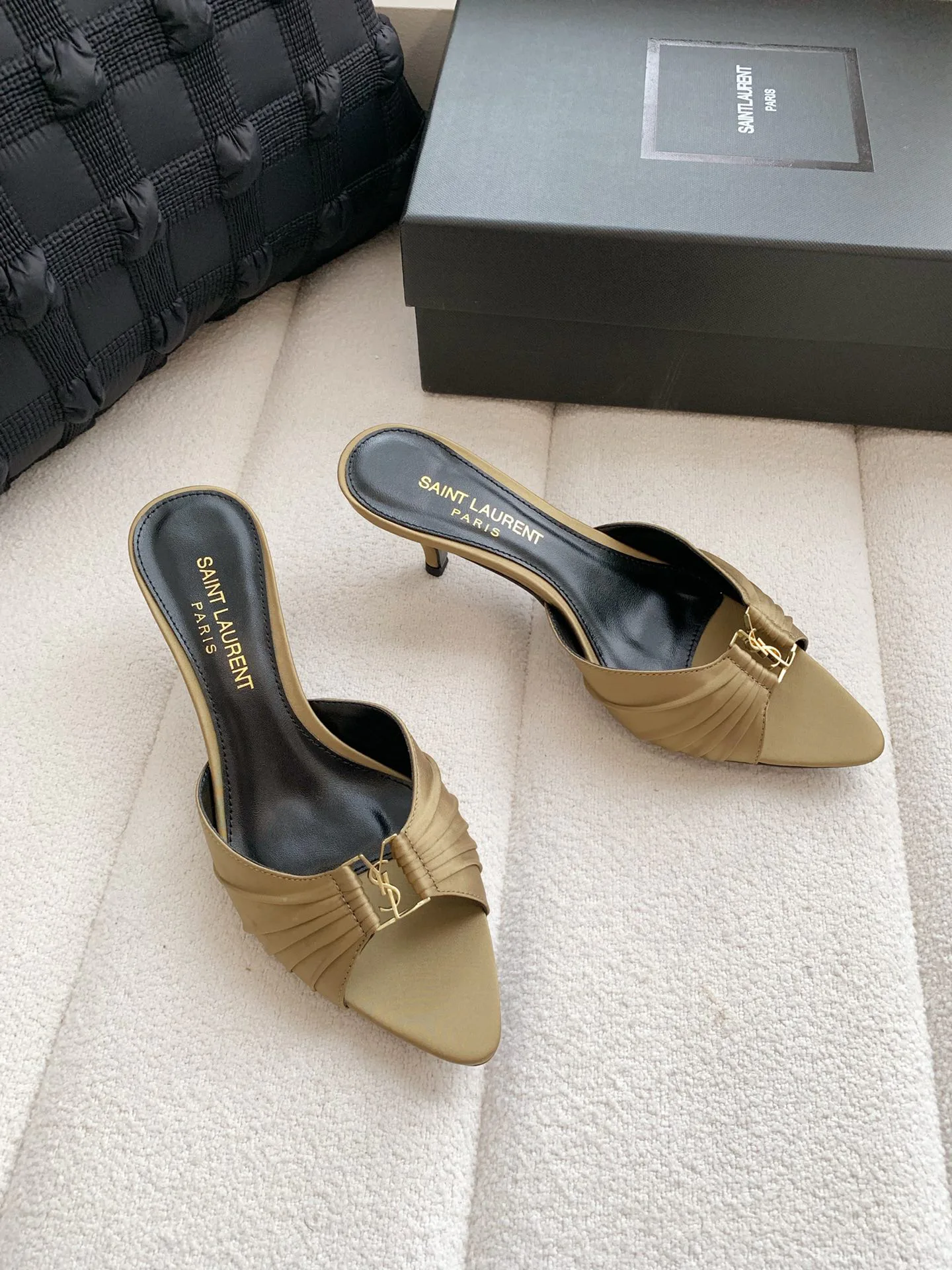 Women's Mules And Clogs SAINT LAURENT 17371742