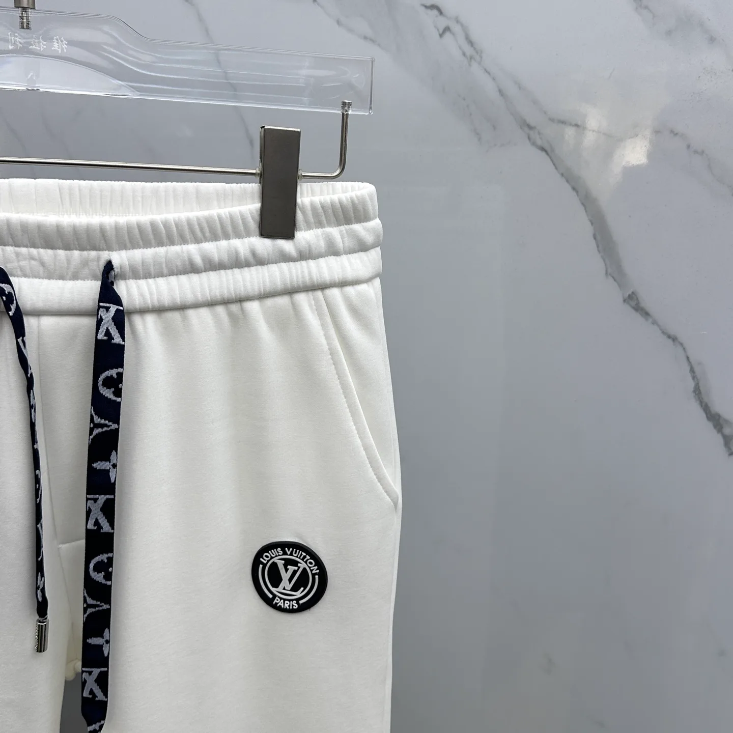 Men's Trousers LOUIS VUITTON 18246695