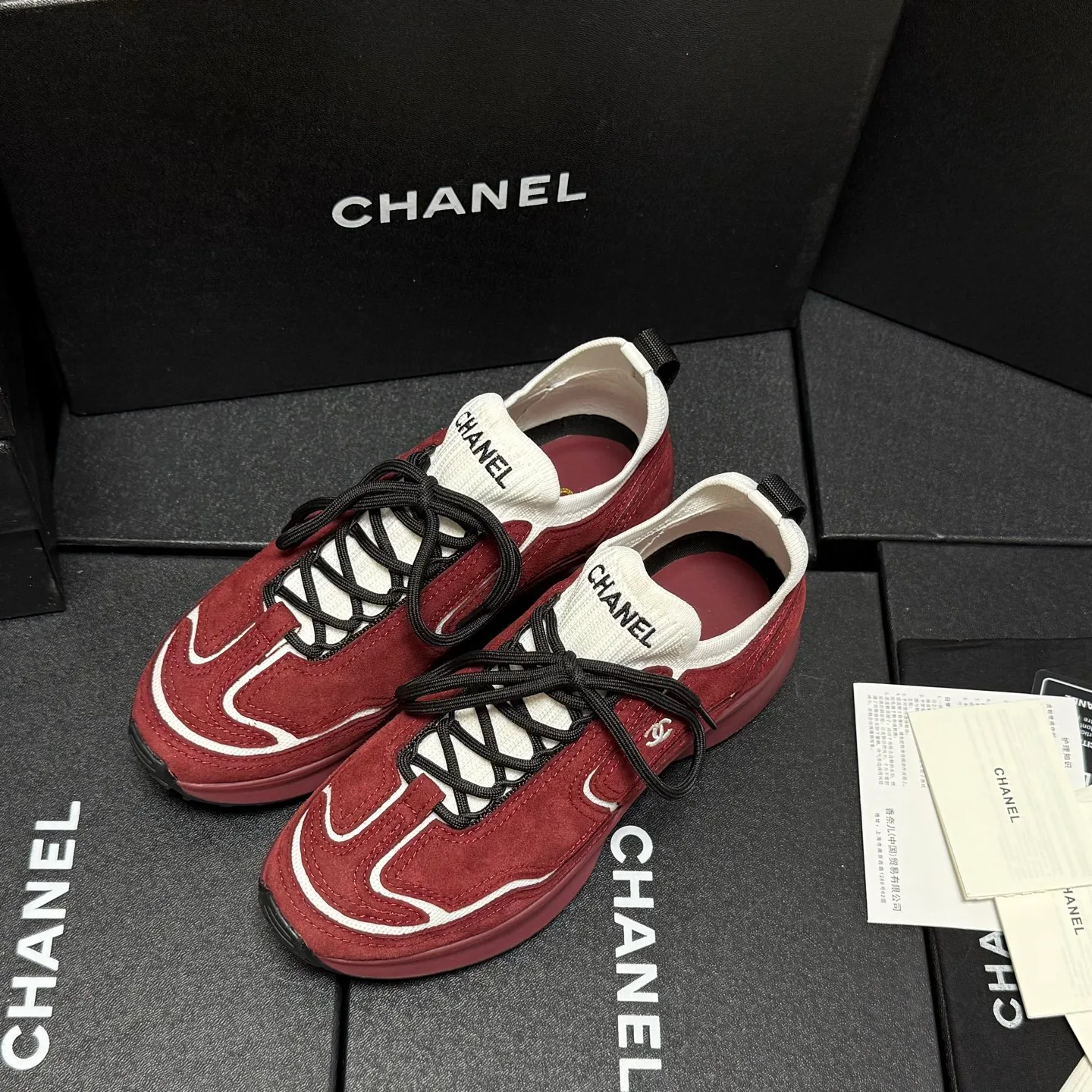 Women's Sneakers CHANEL 18083060